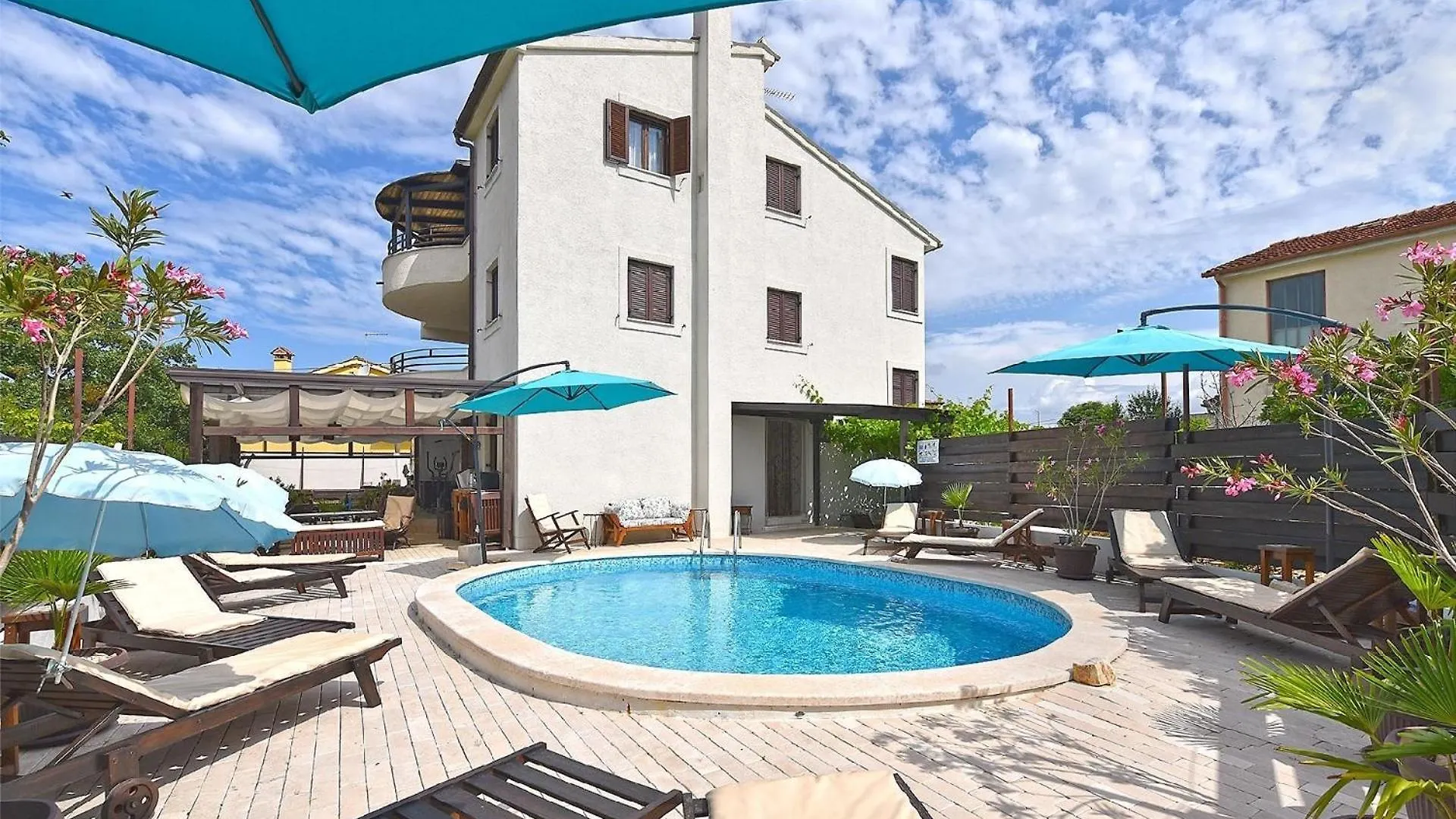 Apartment Ferienwohnung Fuer 2 Personen Ca 40 Qm In Barbariga, Istrien Istrische Riviera